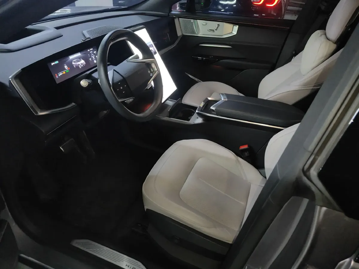 2023 HiPhi Y BEV 76.6KWH,autocango,china used car exporter,china ev exporter,chinese used car exporter,chinese used ev exporter