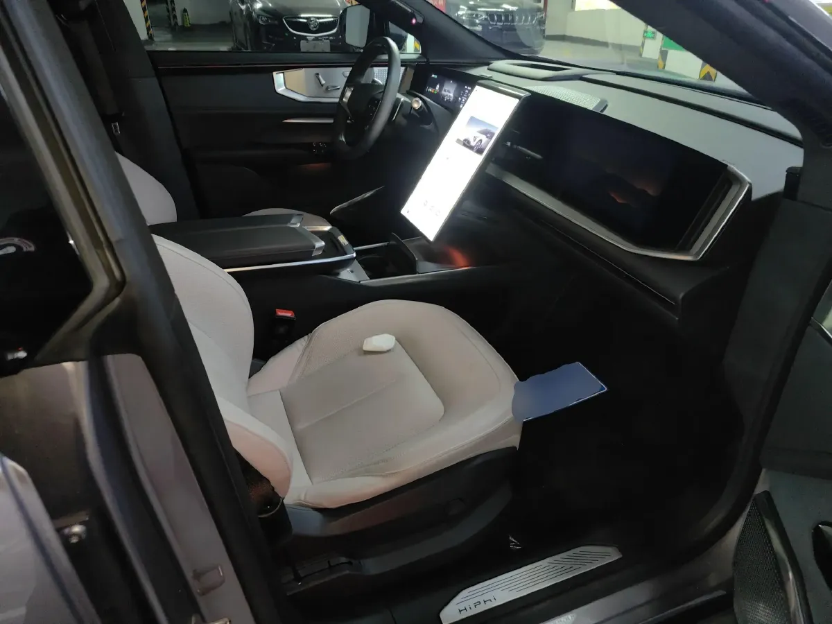 2023 HiPhi Y BEV 76.6KWH,autocango,china used car exporter,china ev exporter,chinese used car exporter,chinese used ev exporter