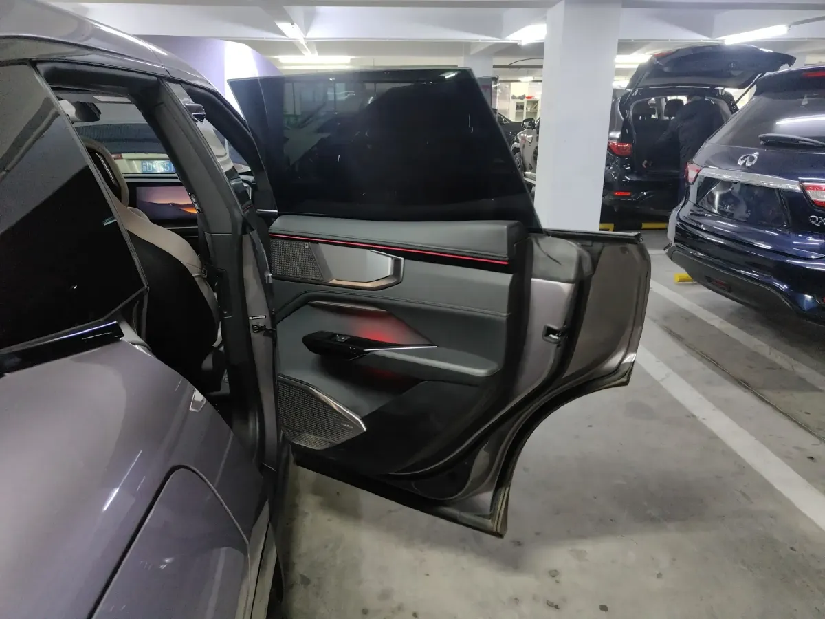 2023 HiPhi Y BEV 76.6KWH,autocango,china used car exporter,china ev exporter,chinese used car exporter,chinese used ev exporter