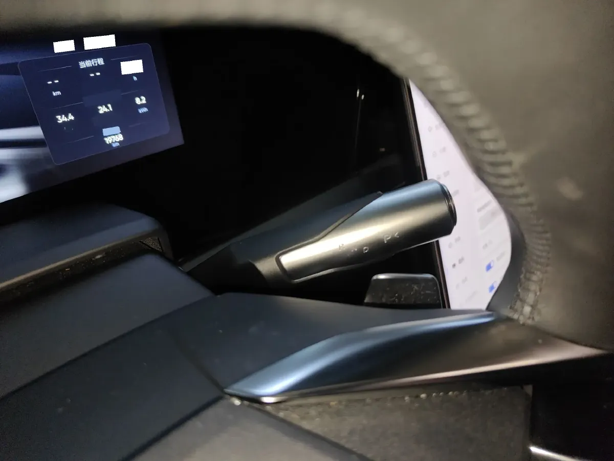 2023 HiPhi Y BEV 76.6KWH,autocango,china used car exporter,china ev exporter,chinese used car exporter,chinese used ev exporter