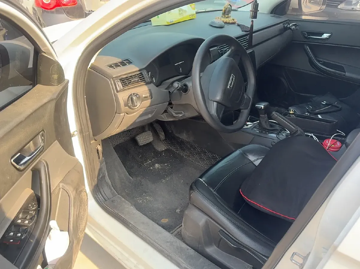 2018 Qoros 3 1.6L 126HP L4 6DCT,autocango,china used car exporter,china ev exporter,chinese used car exporter,chinese used ev exporter