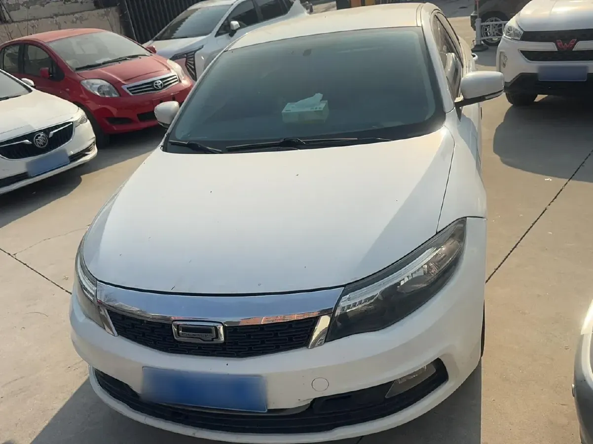 2018 Qoros 3 1.6L 126HP L4 6DCT,autocango,china used car exporter,china ev exporter,chinese used car exporter,chinese used ev exporter