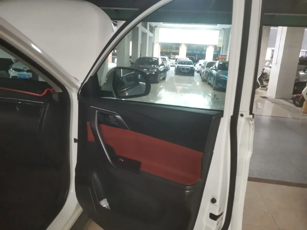 2020 DongFeng Forthing T5L 1.5T 156HP L4 6AT,autocango,china used car exporter,china ev exporter,chinese used car exporter,chinese used ev exporter