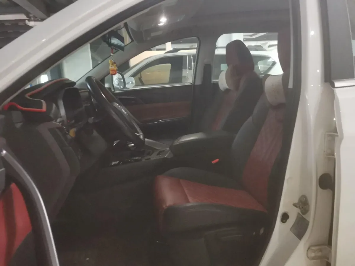 2020 DongFeng Forthing T5L 1.5T 156HP L4 6AT,autocango,china used car exporter,china ev exporter,chinese used car exporter,chinese used ev exporter