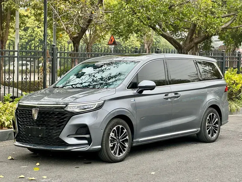 2021 Roewe iMAX8 2.0T 234HP L4 8AT