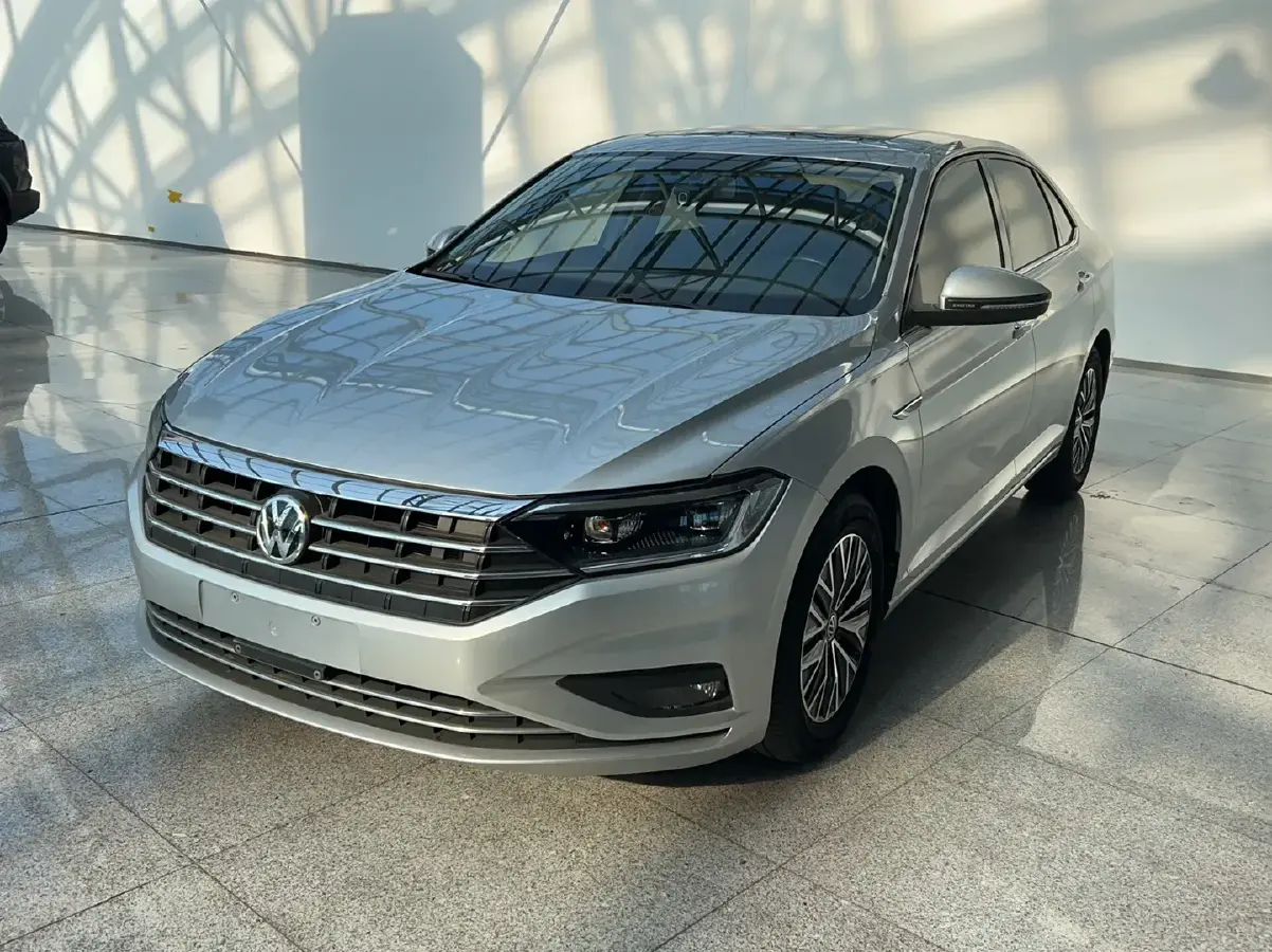 2020 Volkswagen Sagitar 1.4T 150HP L4 7DCT