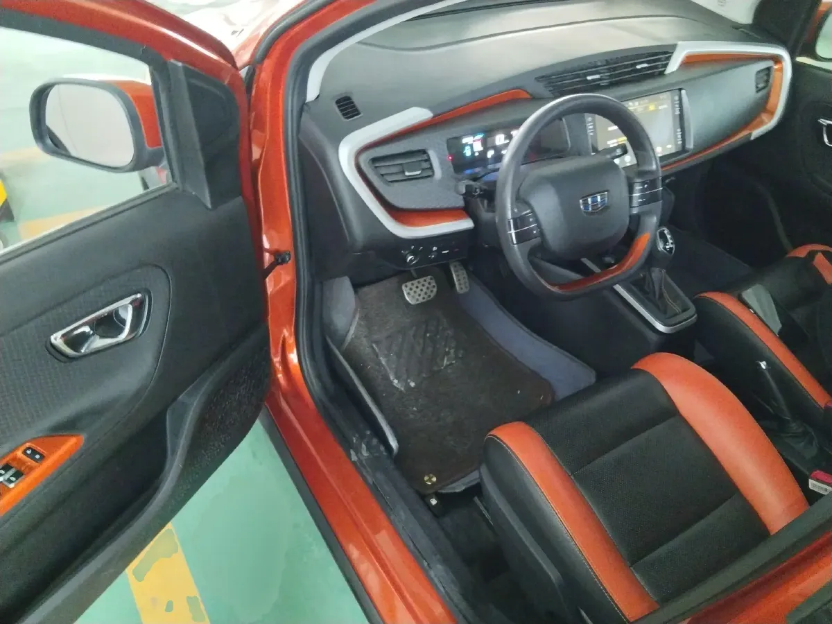 2017 Geely Vision X1 1.3L 88HP L4 4AT,autocango,china used car exporter,china ev exporter,chinese used car exporter,chinese used ev exporter