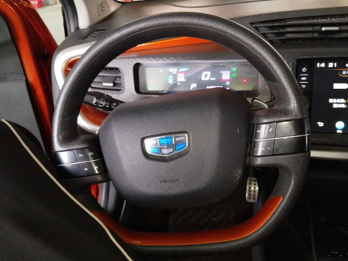 2017 Geely Vision X1 1.3L 88HP L4 4AT,autocango,china used car exporter,china ev exporter,chinese used car exporter,chinese used ev exporter