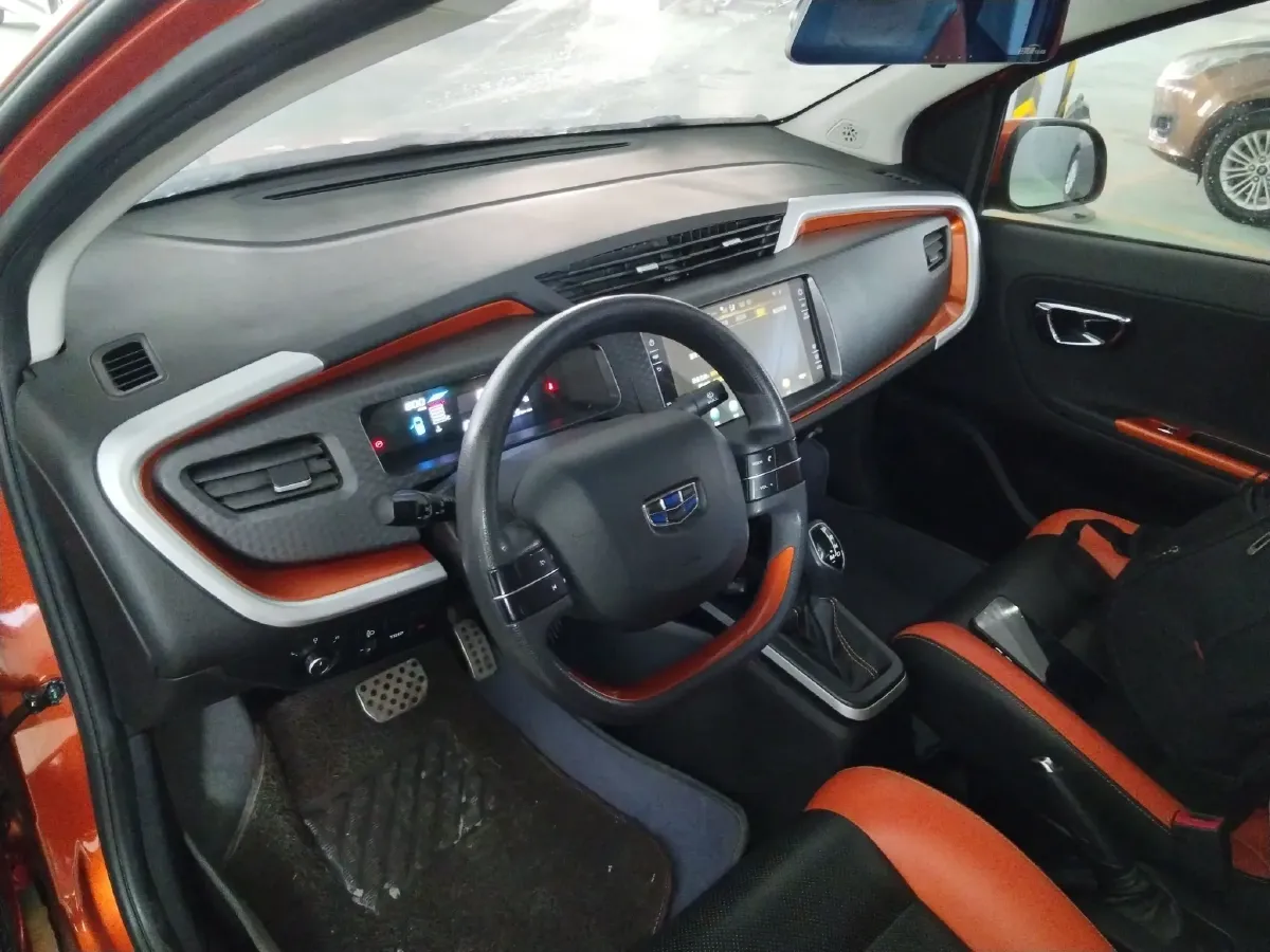 2017 Geely Vision X1 1.3L 88HP L4 4AT,autocango,china used car exporter,china ev exporter,chinese used car exporter,chinese used ev exporter