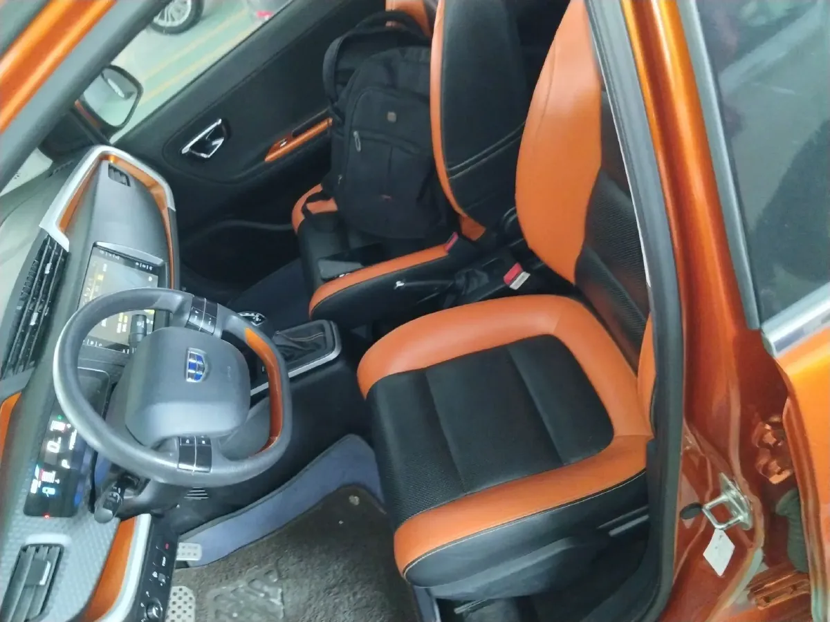 2017 Geely Vision X1 1.3L 88HP L4 4AT,autocango,china used car exporter,china ev exporter,chinese used car exporter,chinese used ev exporter