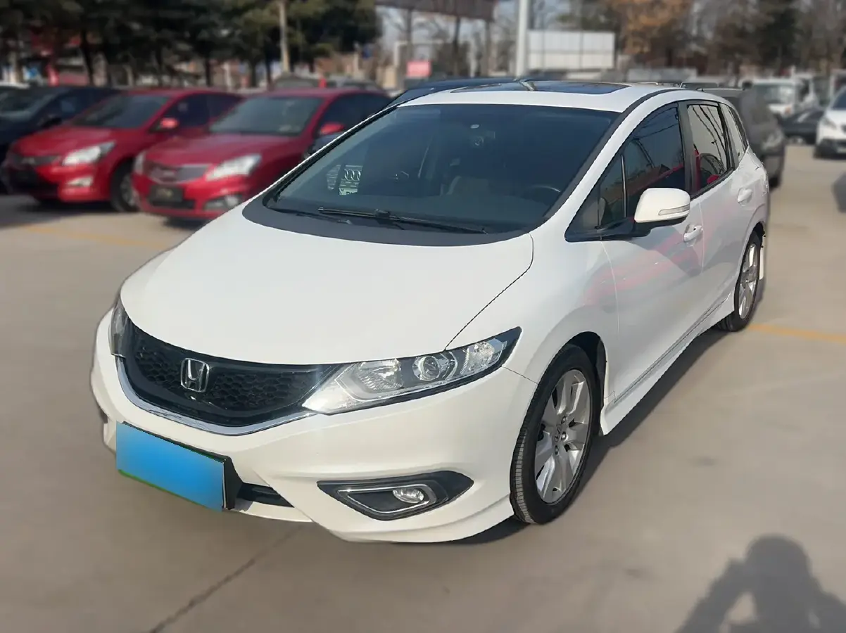 2016 Honda Jade 1.8L 141HP L4 5AT