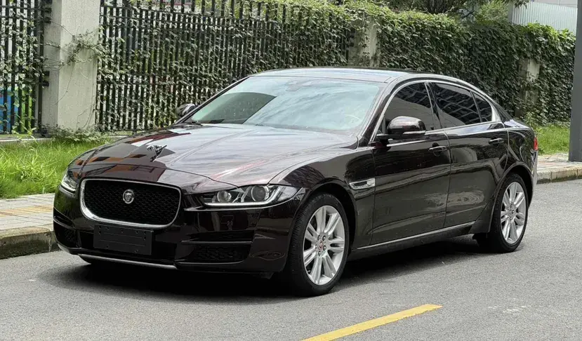 2018 Jaguar XEL 2.0T 200HP L4 8AT