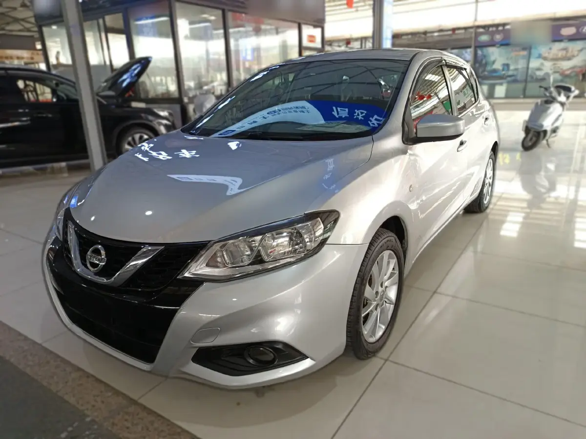 2016 Nissan Tiida 1.6L 126HP L4 CVT