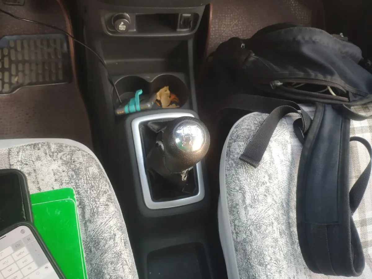 2015 ChangAn Oshan Eulove 1.2L 90HP L4 5MT,autocango,china used car exporter,china ev exporter,chinese used car exporter,chinese used ev exporter