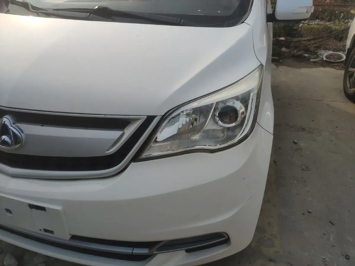 2015 ChangAn Oshan Eulove 1.2L 90HP L4 5MT,autocango,china used car exporter,china ev exporter,chinese used car exporter,chinese used ev exporter