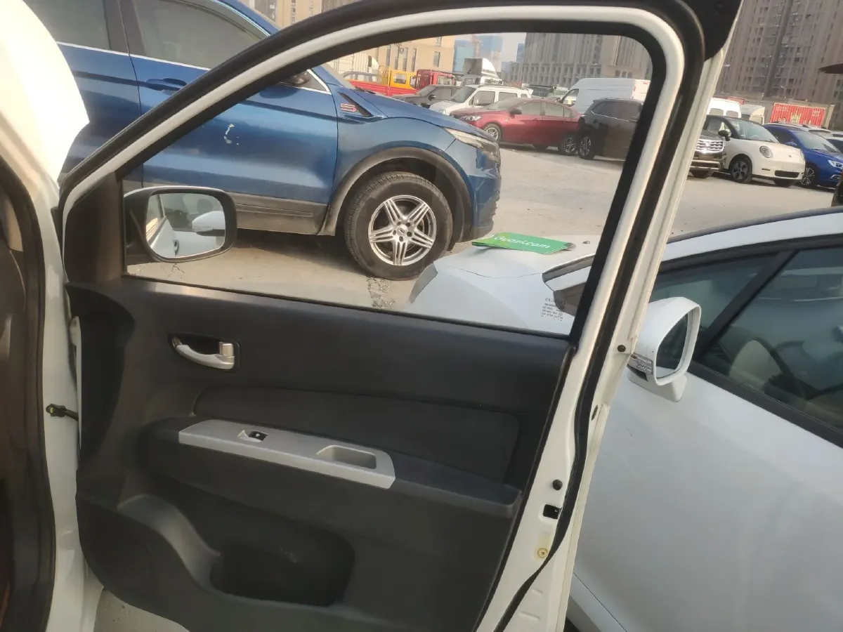 2015 ChangAn Oshan Eulove 1.2L 90HP L4 5MT,autocango,china used car exporter,china ev exporter,chinese used car exporter,chinese used ev exporter