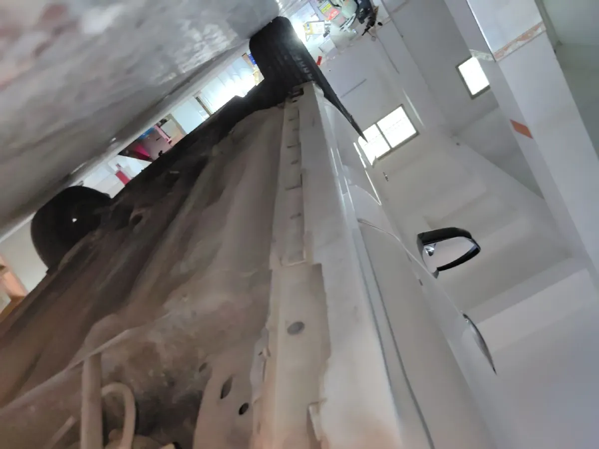 2015 Venucia T70 2.0L 144HP L4 6MT,autocango,china used car exporter,china ev exporter,chinese used car exporter,chinese used ev exporter