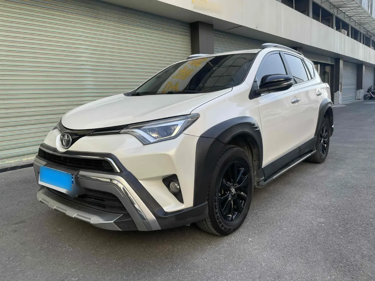 2019 Toyota RAV4 2.0L 151HP L4 CVT