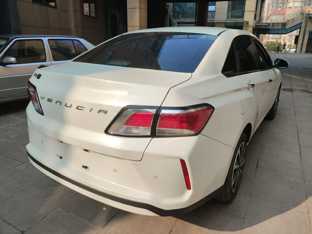2022 Venucia D60 EV BEV 50KWH,autocango,china used car exporter,china ev exporter,chinese used car exporter,chinese used ev exporter