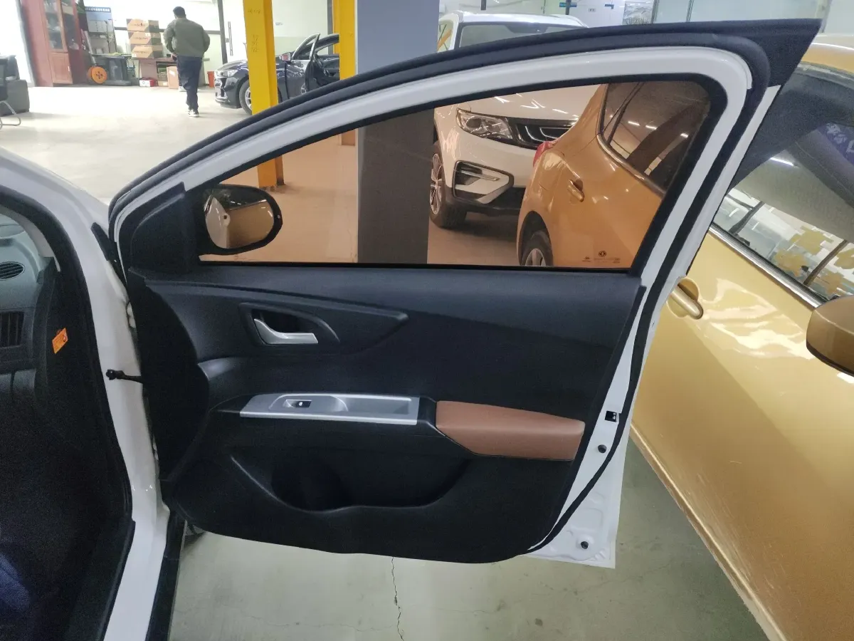 2017 DongFeng Aeolus AX3 1.5L 116HP L4 5MT,autocango,china used car exporter,china ev exporter,chinese used car exporter,chinese used ev exporter