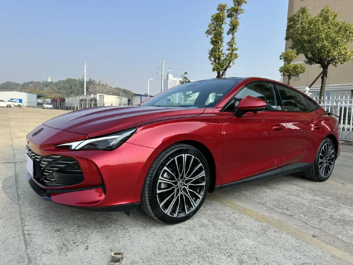 2023 MG 7 1.5T 188HP L4 7DCT