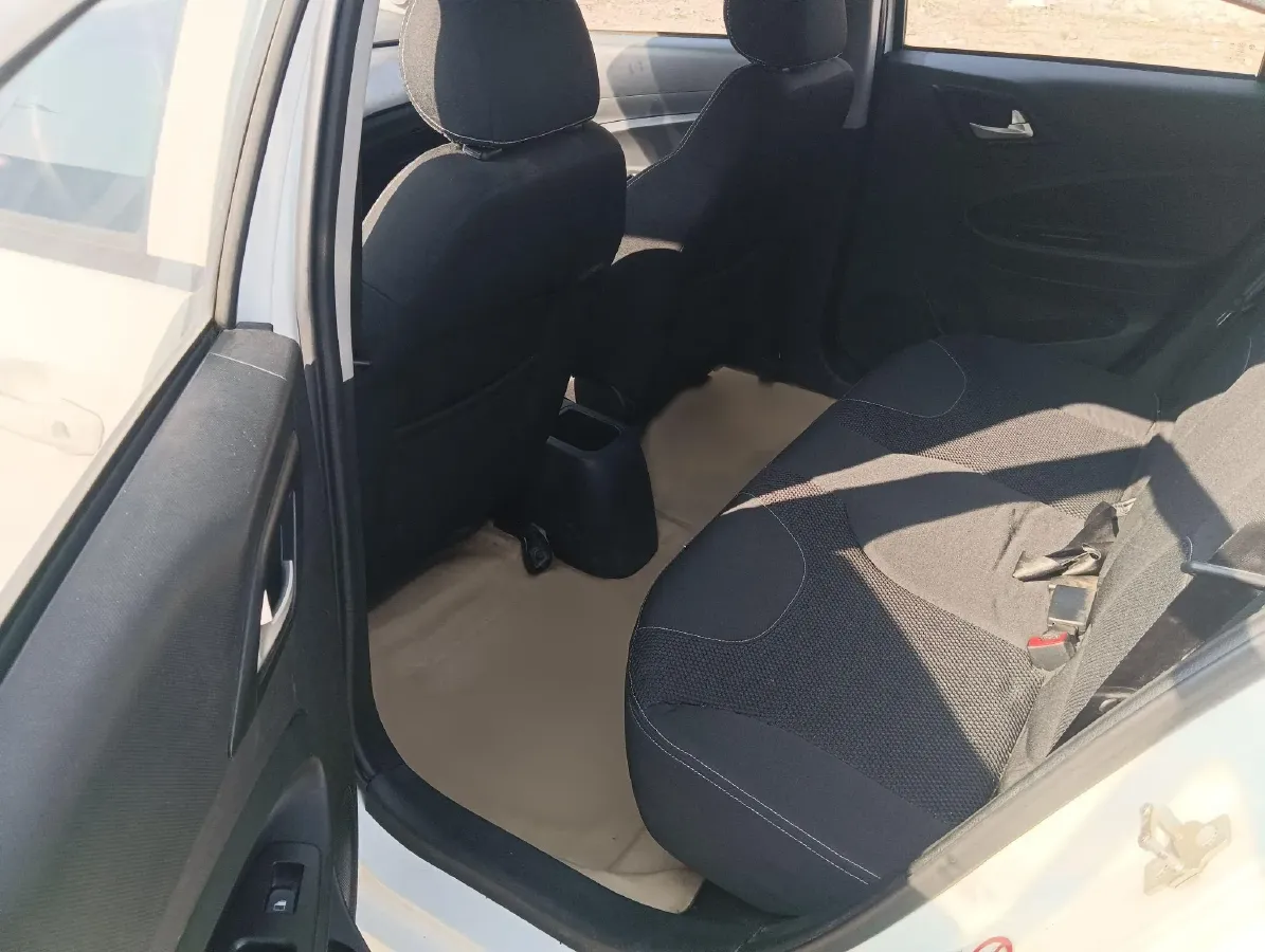 2014 Brilliance Auto H220 1.5L 105HP L4 5MT,autocango,china used car exporter,china ev exporter,chinese used car exporter,chinese used ev exporter