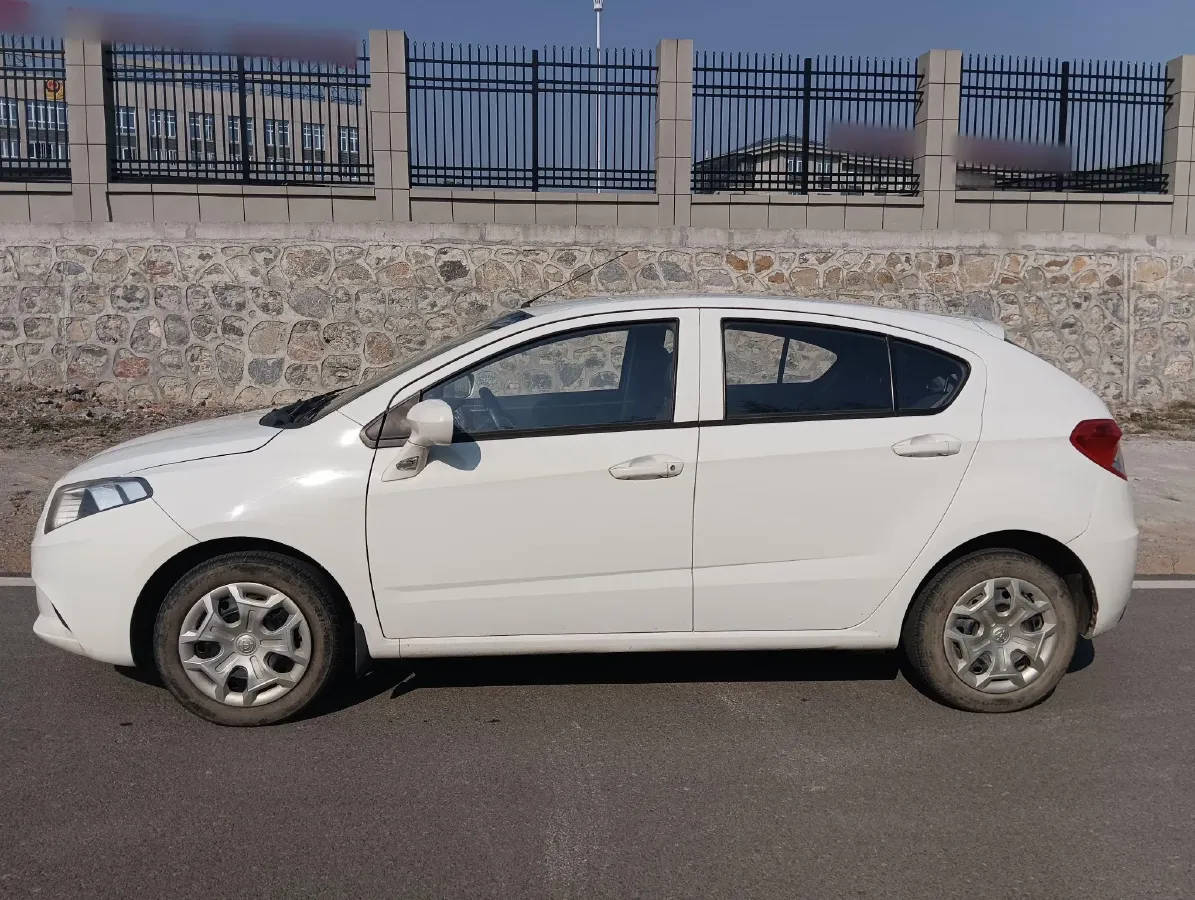 2014 Brilliance Auto H220 1.5L 105HP L4 5MT,autocango,china used car exporter,china ev exporter,chinese used car exporter,chinese used ev exporter