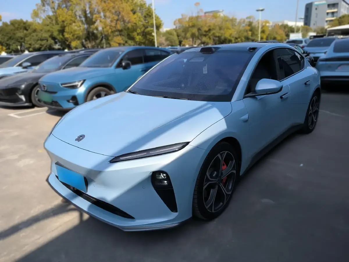 2022 NIO ET5 BEV 75KWH
