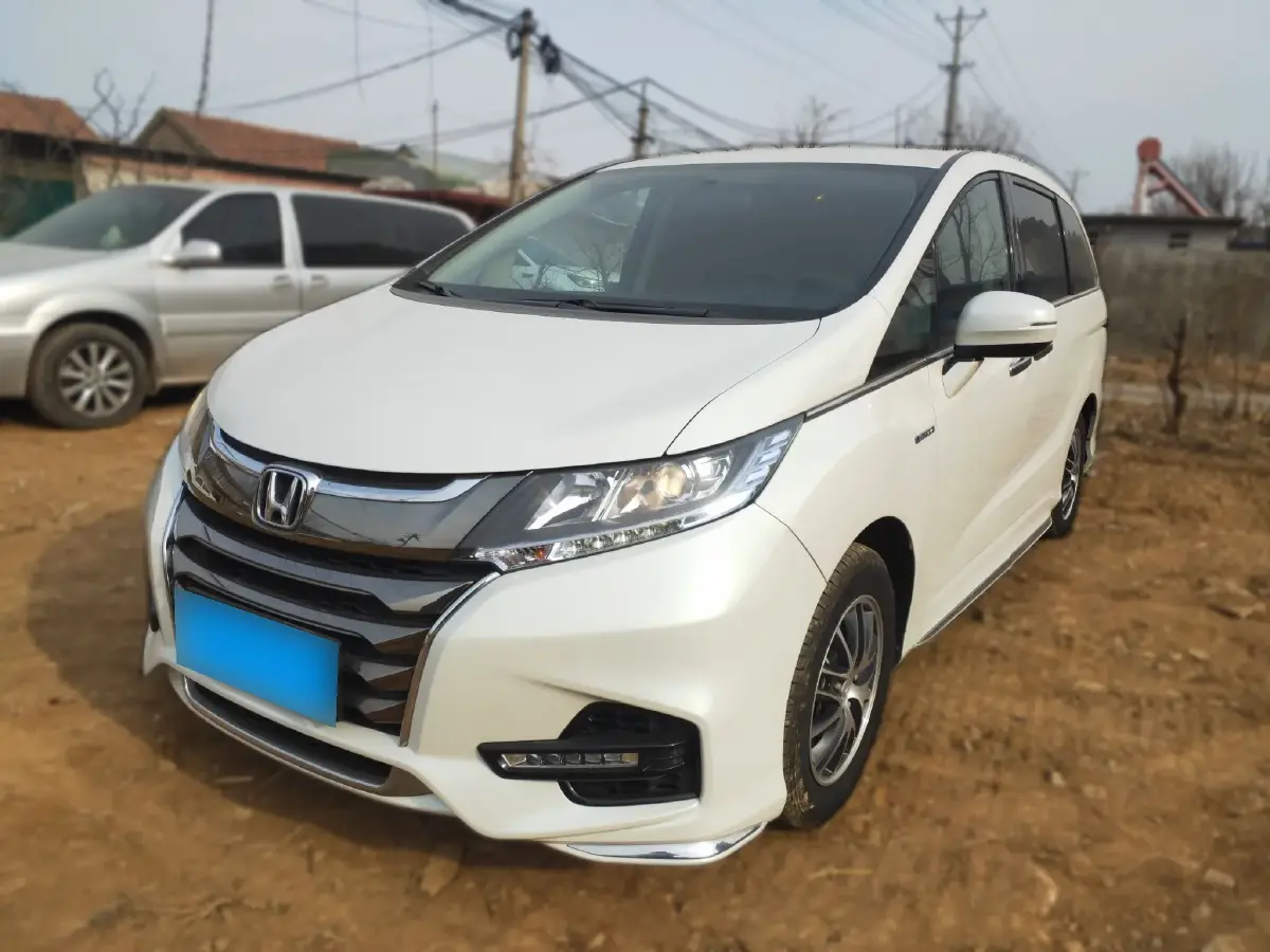 2021 Honda Odyssey 2.0L 146HP L4 E-CVT Hybrid