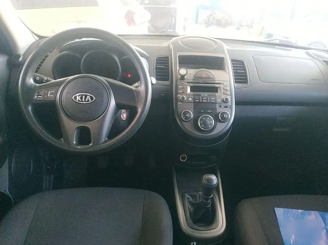 2013 Kia Soul 1.6L 123HP L4 5MT,autocango,china used car exporter,china ev exporter,chinese used car exporter,chinese used ev exporter