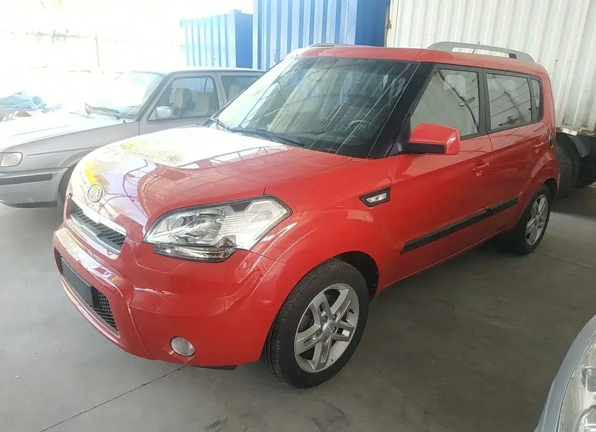 2013 Kia Soul 1.6L 123HP L4 5MT