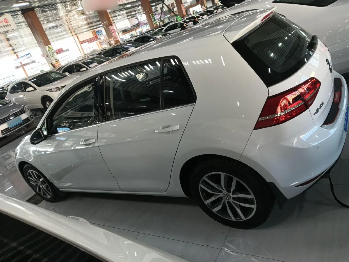 2016 Volkswagen Golf 1.4T 131HP L4 7DCT,autocango,china used car exporter,china ev exporter,chinese used car exporter,chinese used ev exporter