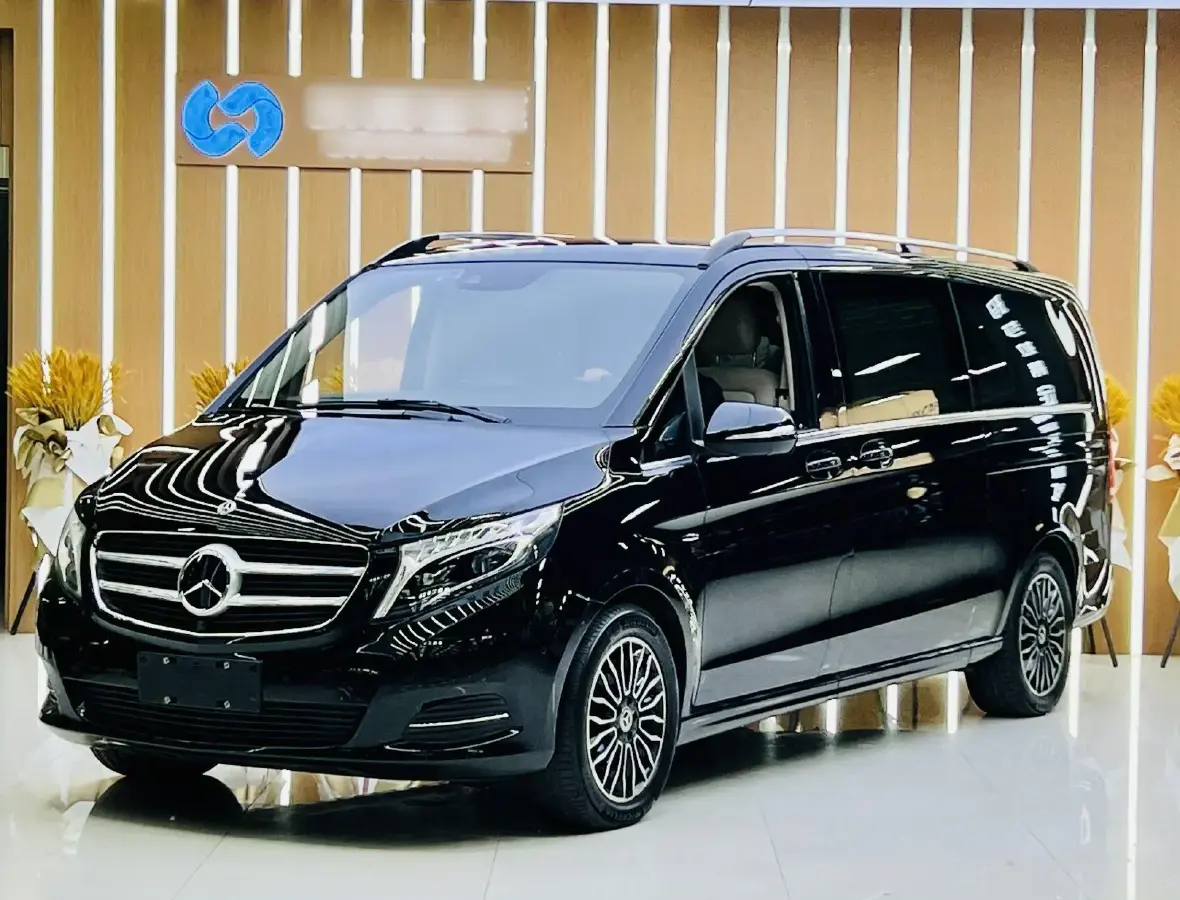 2018 Mercedes-Benz V Class 2.0T 211HP L4 7AT