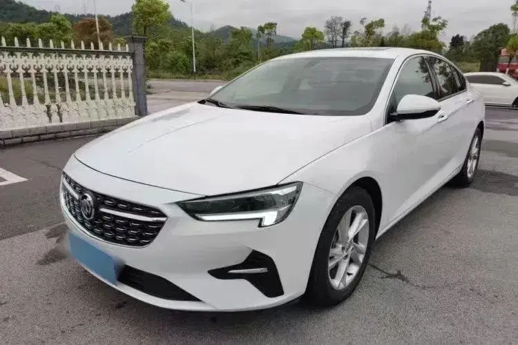 2020 Buick Regal 1.5T 169HP L4 9AT