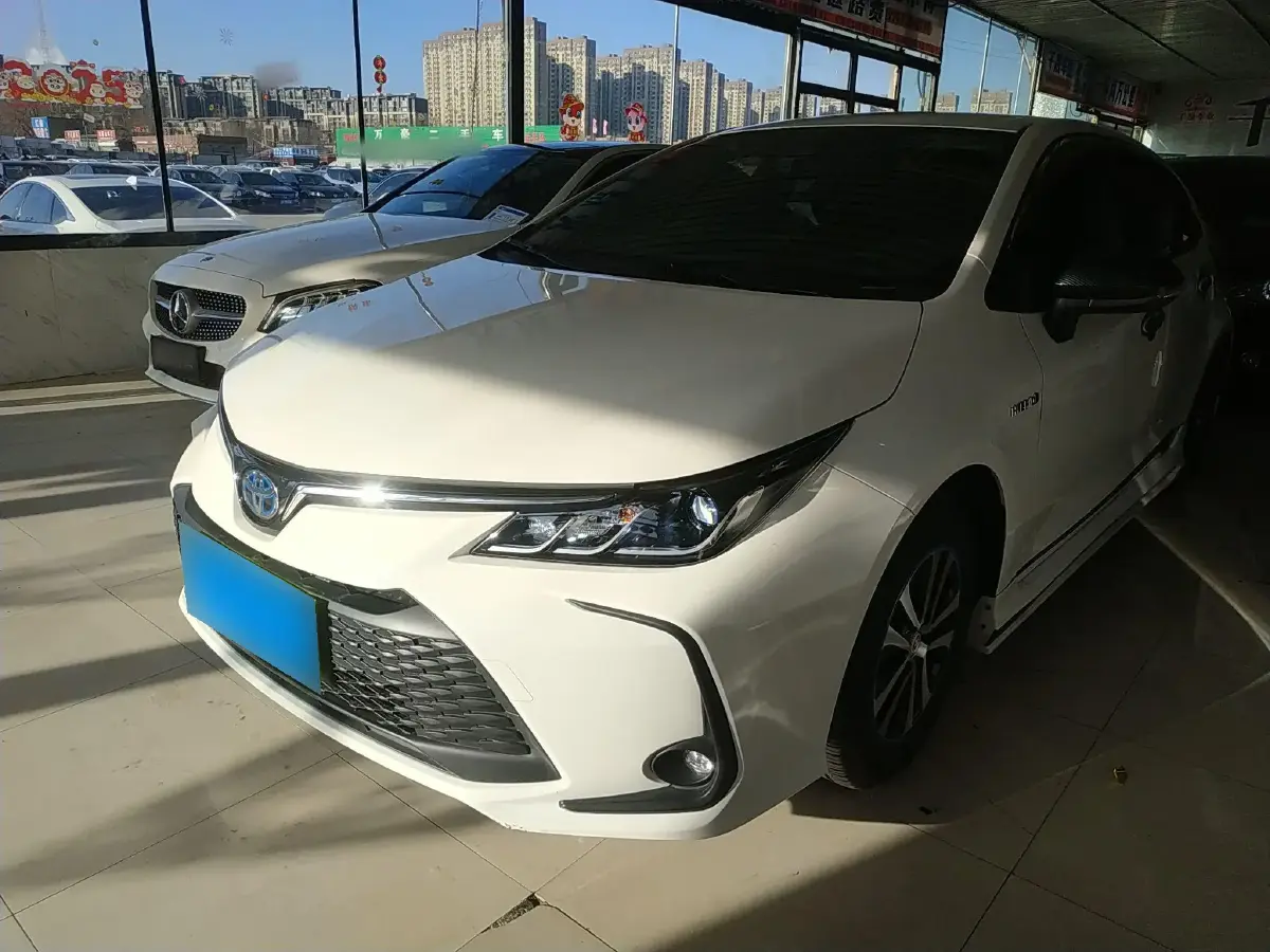 2023 Toyota Corolla 1.8L 98HP L4 E-CVT Hybrid