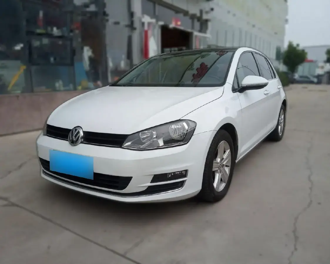 2014 Volkswagen Golf 1.4T 131HP L4 7DCT