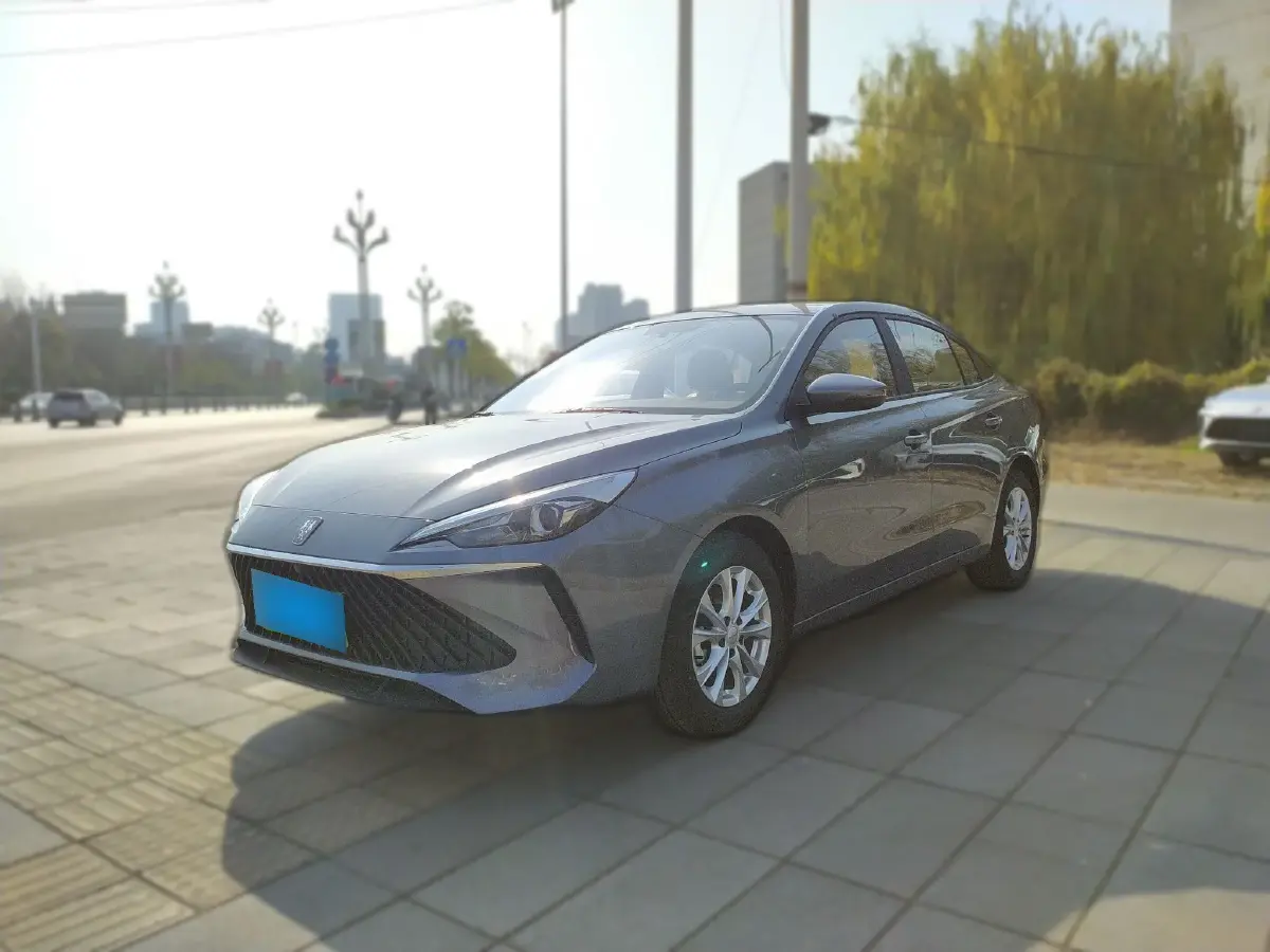 2023 Roewe i5 1.5L 129HP L4 5MT