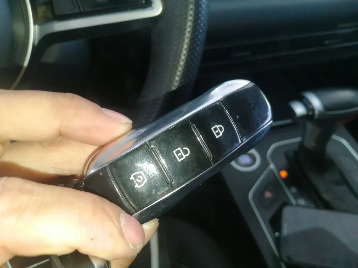 2020 DongFeng Fengon Fengon 580 Pro 1.5T 180HP L4 CVT,autocango,china used car exporter,china ev exporter,chinese used car exporter,chinese used ev exporter