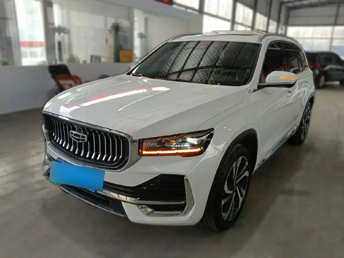 2023 Geely Monjaro 2.0T 238HP L4 8AT