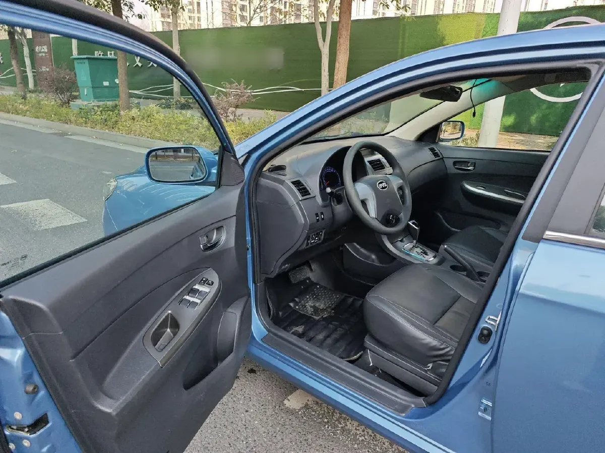 2013 BYD L3 1.5L 109HP L4 6DCT,autocango,china used car exporter,china ev exporter,chinese used car exporter,chinese used ev exporter