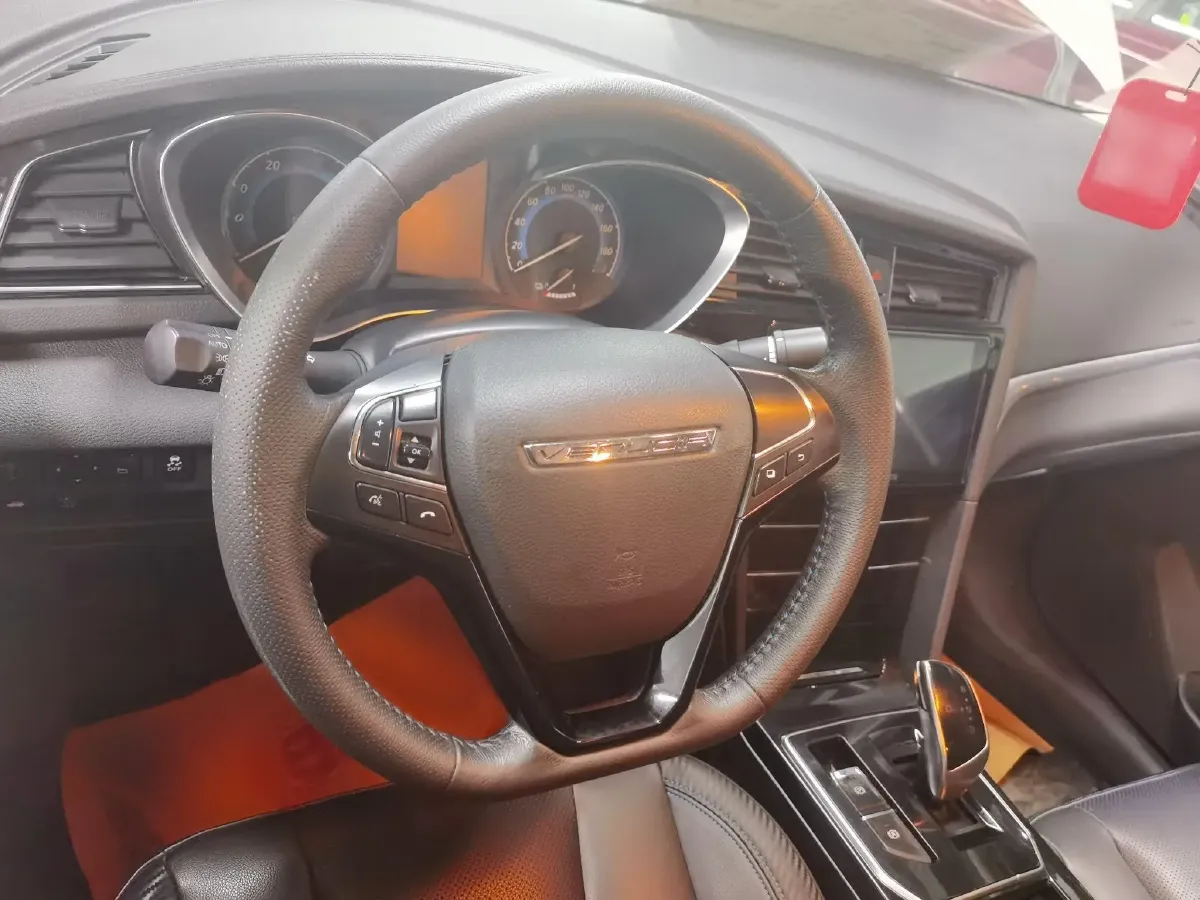 2019 Venucia D60 EV BEV 58KWH,autocango,china used car exporter,china ev exporter,chinese used car exporter,chinese used ev exporter