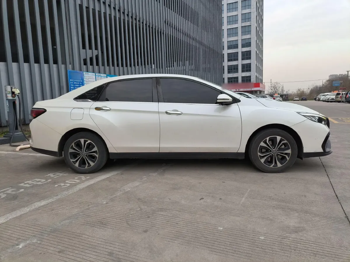 2019 Venucia D60 EV BEV 58KWH,autocango,china used car exporter,china ev exporter,chinese used car exporter,chinese used ev exporter