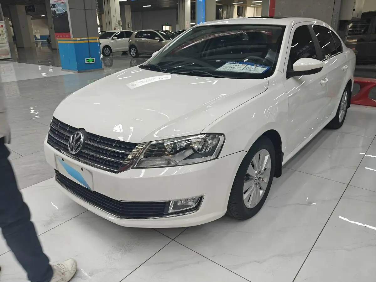 2013 Volkswagen Lavida 1.6L 110HP L4 6AT