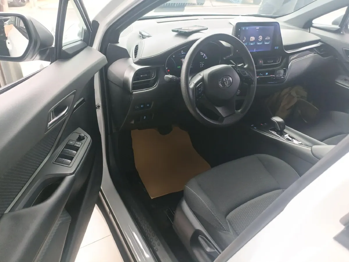 2020 Toyota Izoa E BEV 54.3KWH,autocango,china used car exporter,china ev exporter,chinese used car exporter,chinese used ev exporter