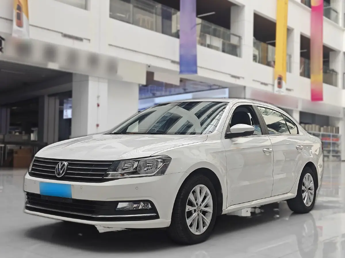 2017 Volkswagen Lavida 1.4T 131HP L4 7DCT