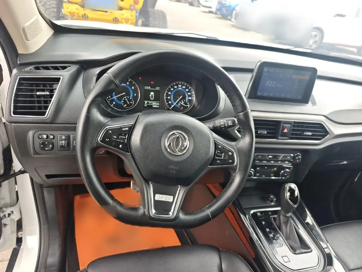 2018 DongFeng Fengon Fengon S560 1.8L 139HP L4 CVT,autocango,china used car exporter,china ev exporter,chinese used car exporter,chinese used ev exporter