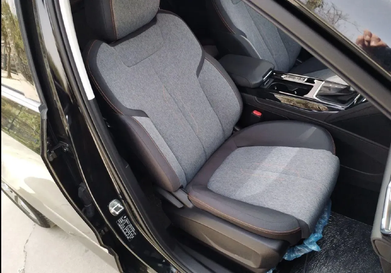 2019 BaoJun RS-5 1.5T 147HP L4 CVT,autocango,china used car exporter,china ev exporter,chinese used car exporter,chinese used ev exporter