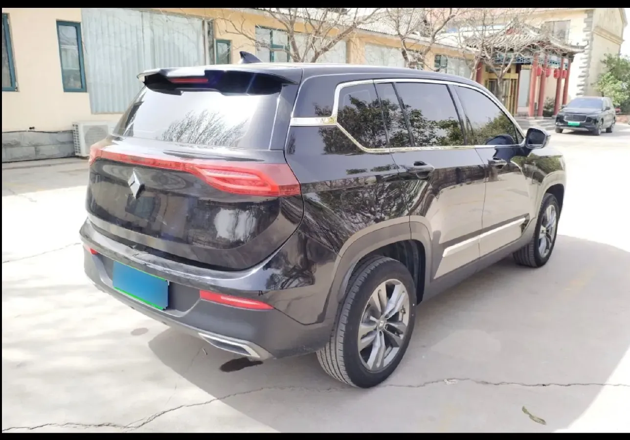 2019 BaoJun RS-5 1.5T 147HP L4 CVT,autocango,china used car exporter,china ev exporter,chinese used car exporter,chinese used ev exporter