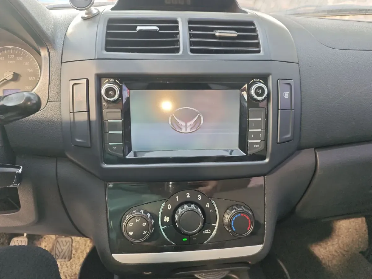 2016 BAIC Hyosow H2 1.5L 106HP L4 5MT,autocango,china used car exporter,china ev exporter,chinese used car exporter,chinese used ev exporter