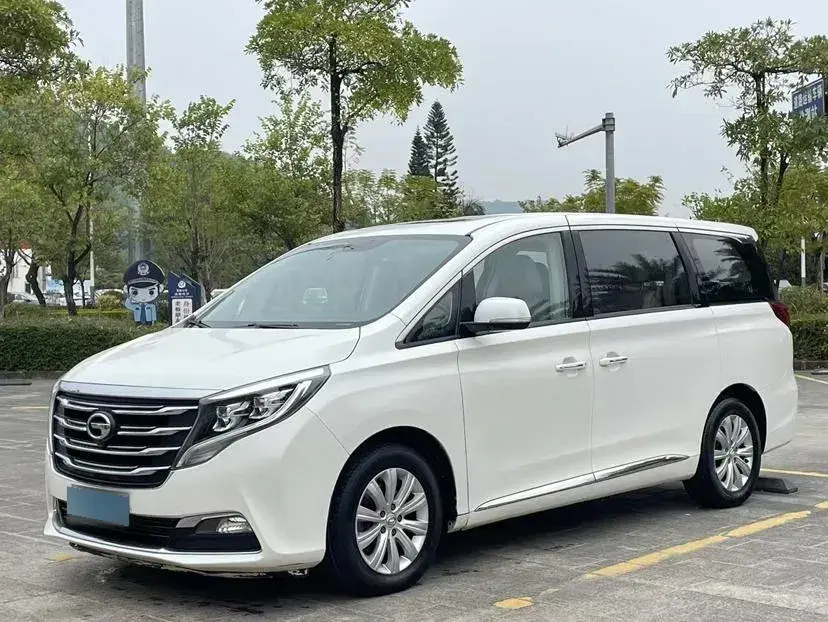 2018 GAC Trumpchi M8 2.0T 201HP L4 6AT